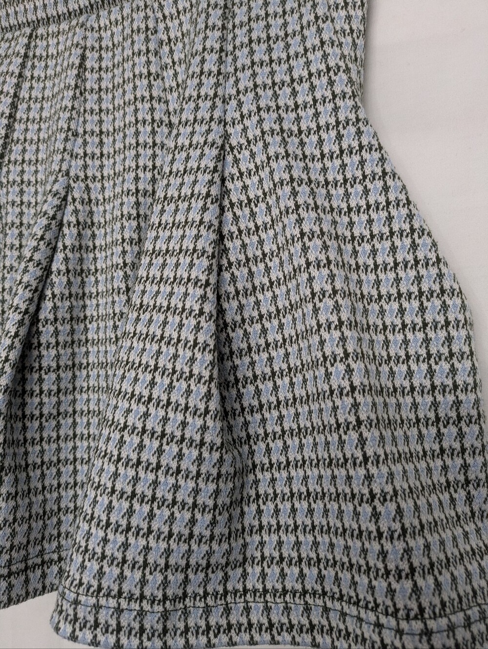 Altar'd State M Blue Houndstooth Mini Skater Skirt Preppy Academia - Picture 3 of 7